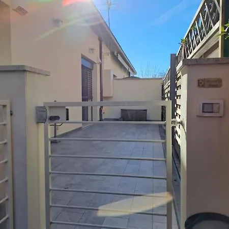 Apartment Era House